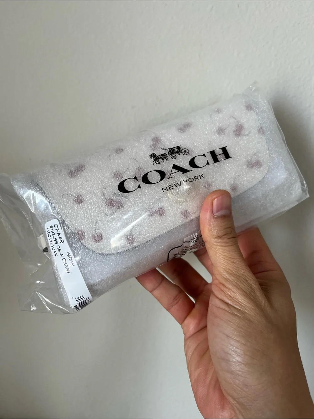 Coach Sunglass Case with Cherry Print🎈🎈